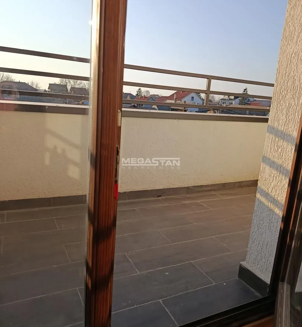 Sale, four bedroom apartment, 86m², Borča 1, Borča Sve Podlokacije