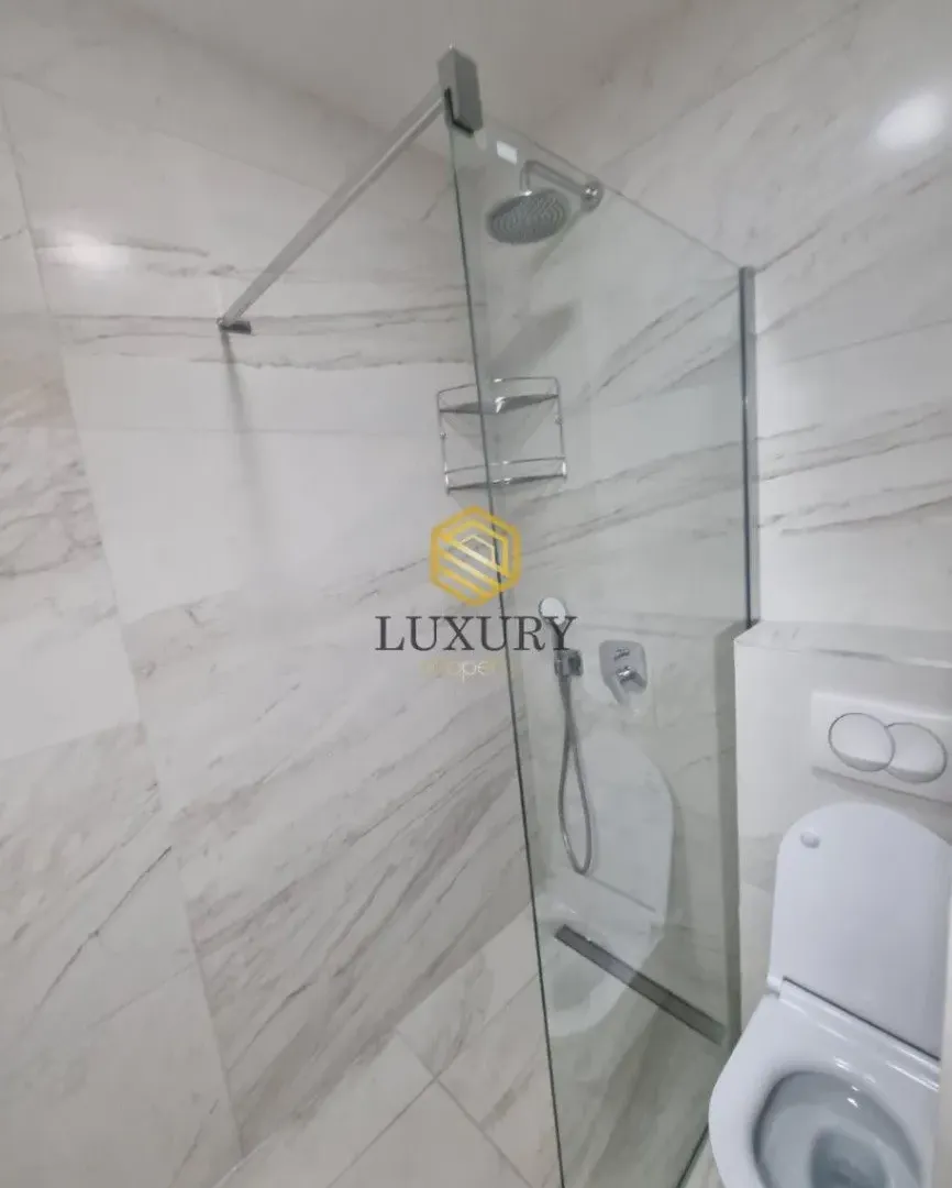 Prodaja, dvosoban stan, 59m², Dalmatinska ulica, Podgorica