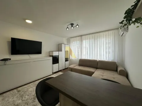 Izdavanje, garsonjera, 25m², Novo naselje, Novi Sad - image 4