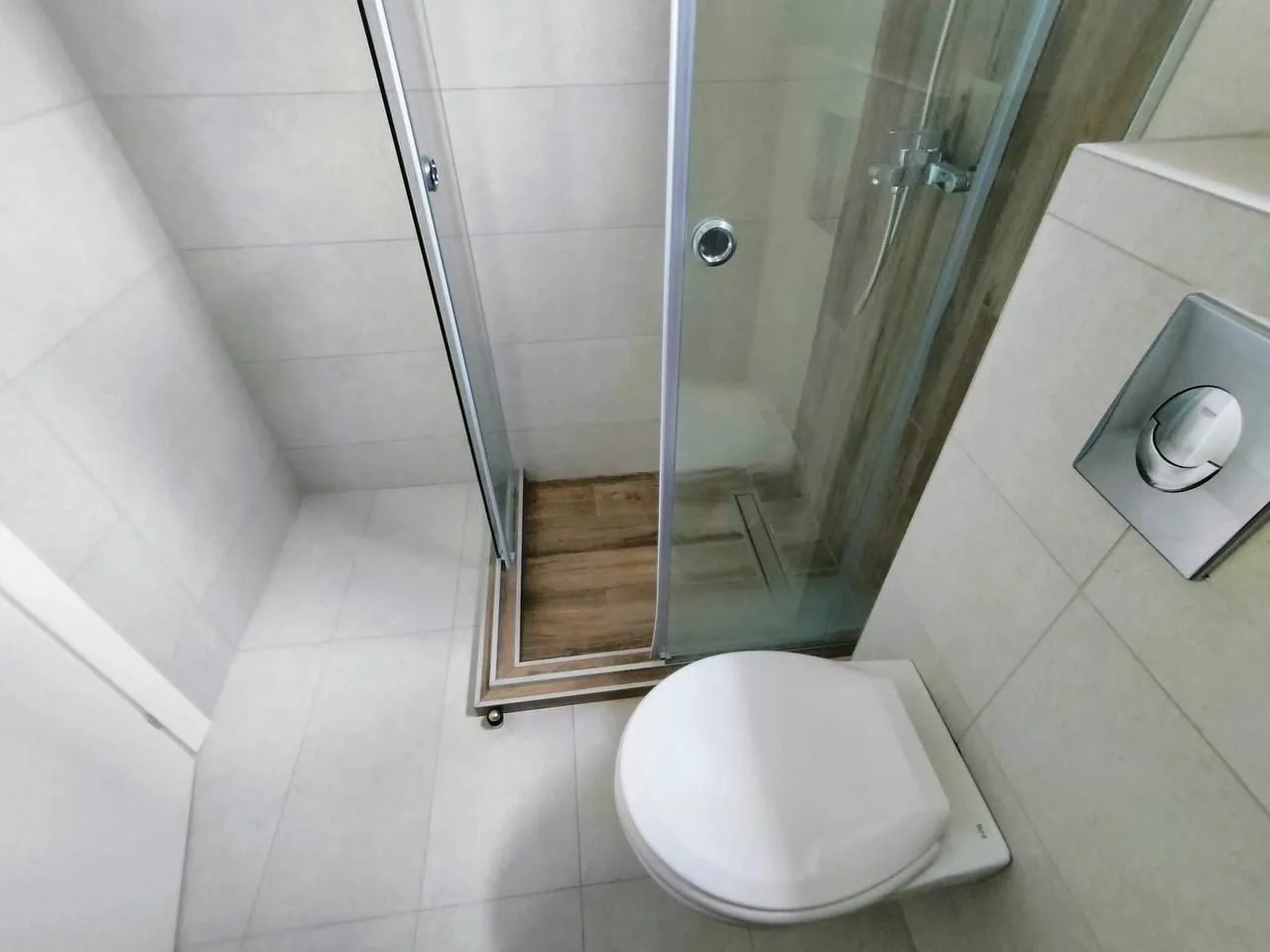 Prodaja, dvosoban stan, 53m², Lazi, Budva