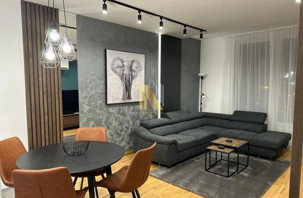 Izdavanje, jednosoban stan, 41m², Sajmište, Novi Sad