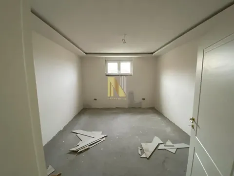 Prodaja, kuća, 304m², Centar, Žabljak - image 18