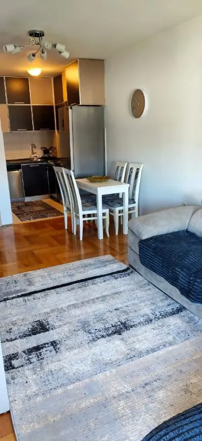 Rent, one bedroom apartment, 45m², Momišići, Podgorica