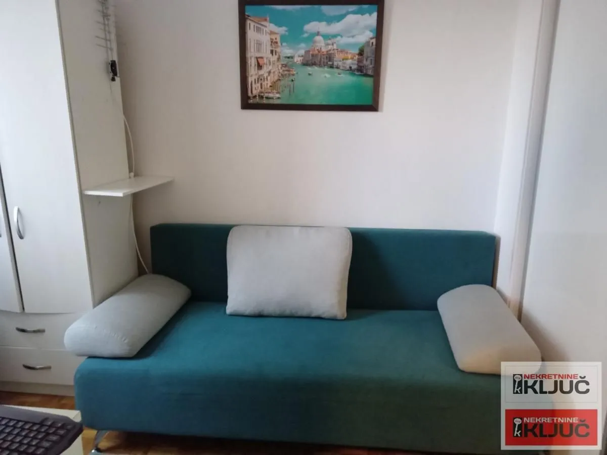 Prodaja, dvosoban stan, 64m², Avijatičarsko naselje, Novi Sad Sve Podlokacije