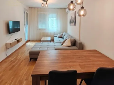 Izdavanje, dvosoban stan, 48m², Avijatičarsko naselje, Novi Sad Sve Podlokacije - image 3