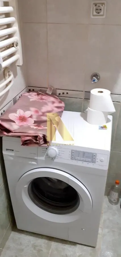 Izdavanje, dvosoban stan, 41m², Nova Detelinara, Novi Sad Sve Podlokacije