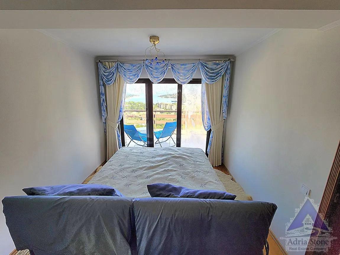 Prodaja, kuća, 1500m², Škaljari, Kotor