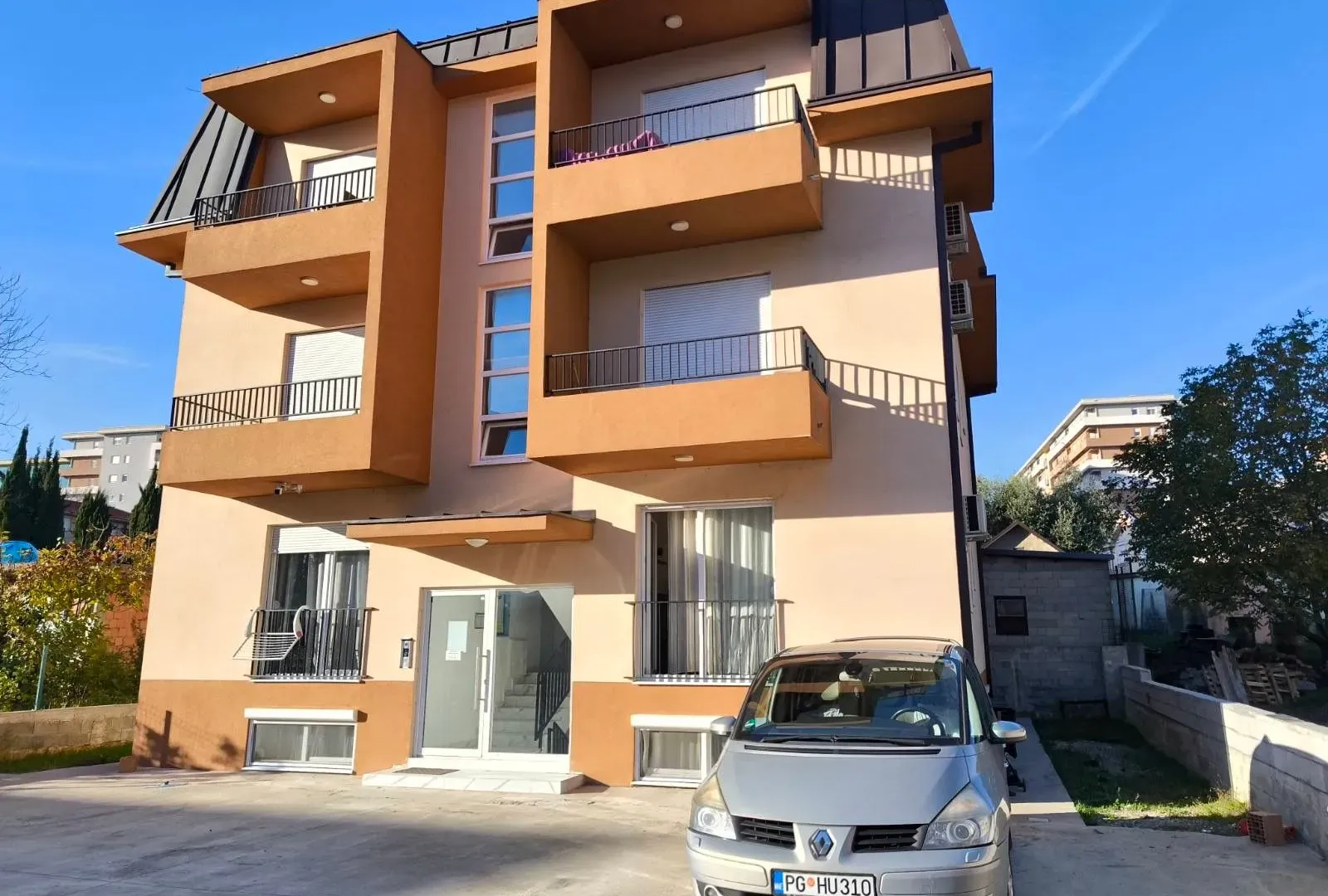 Stan-na-dan, stan, 30m², Central Point, Podgorica