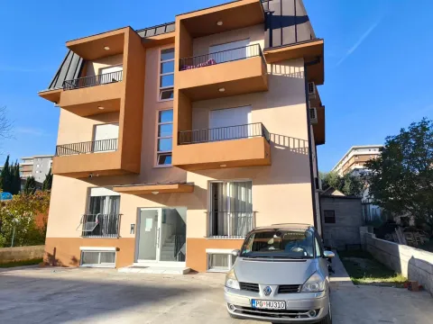 Daily-rent, one bedroom apartment, 30m², Central Point, Podgorica - image 5