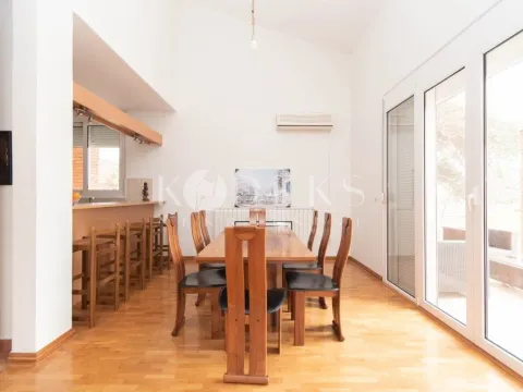 Izdavanje, kuća, 300m², Rogami, Podgorica - image 10