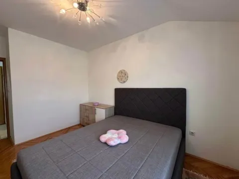 Izdavanje, jednosoban stan, 57m², Stari Aerodrom, Podgorica - image 9