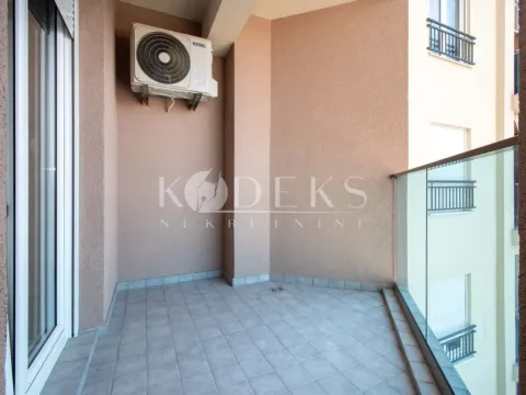 Rent, one bedroom apartment, 45m², Stari Aerodrom, Podgorica - image 9