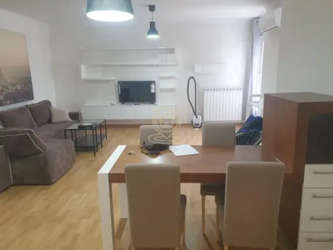 Rent, three bedroom apartment, 83m², Višnjička Banja, Palilula Sve Podlokacije - image 5