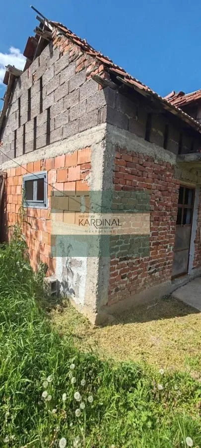 Prodaja, kuća, 160m², Dragocvet, Jagodina