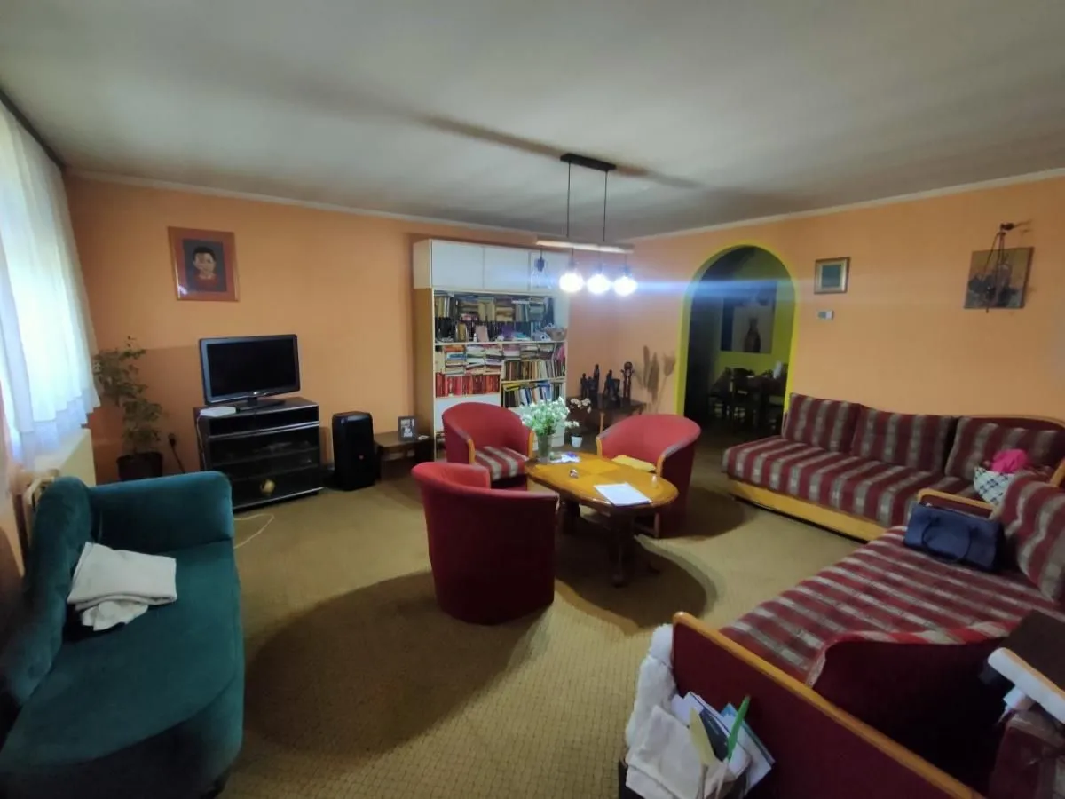 Prodaja, kuća, 198m², Sremska Kamenica, Petrovaradin