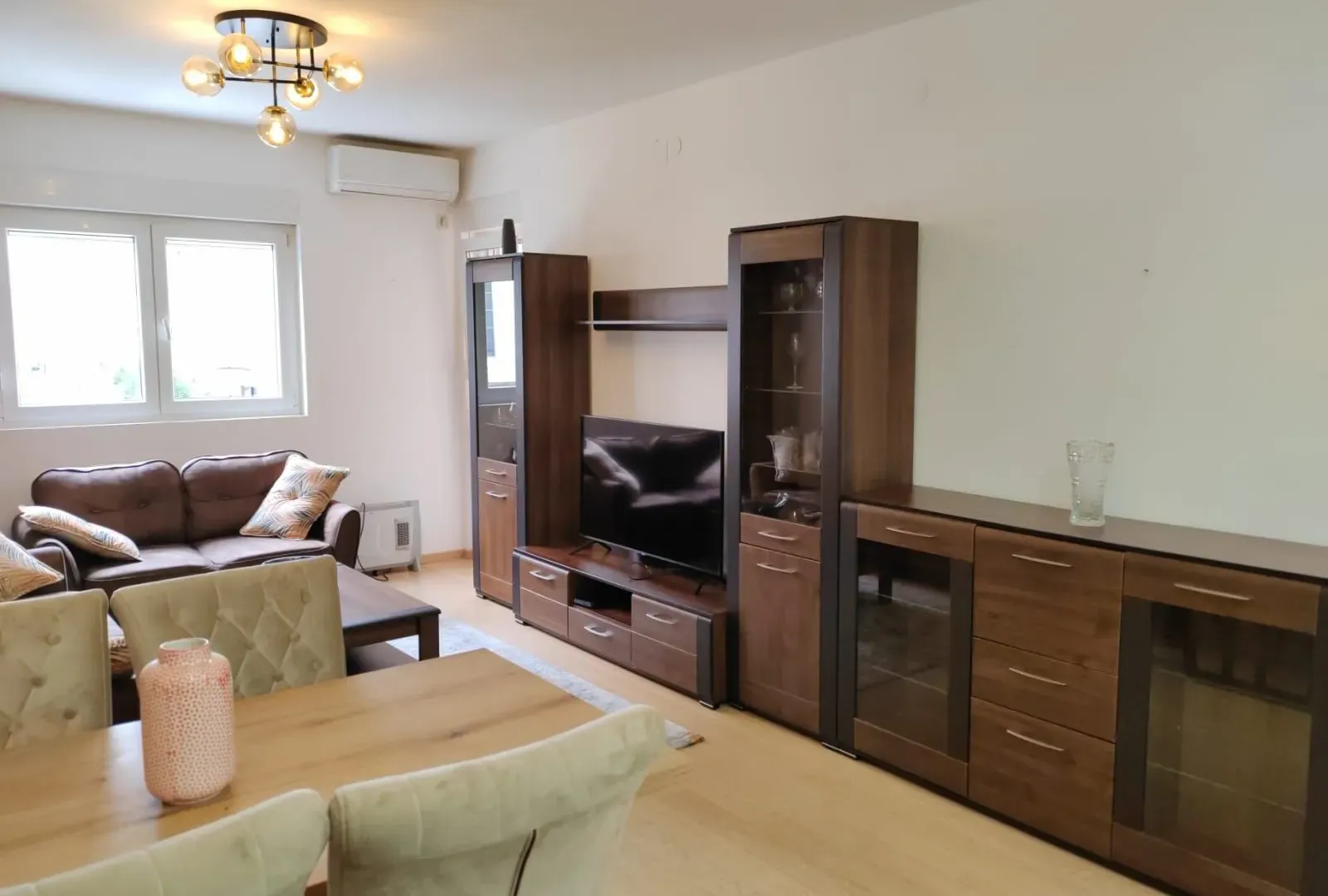 Rent, two bedroom apartment, 70m², City Kvart, Podgorica