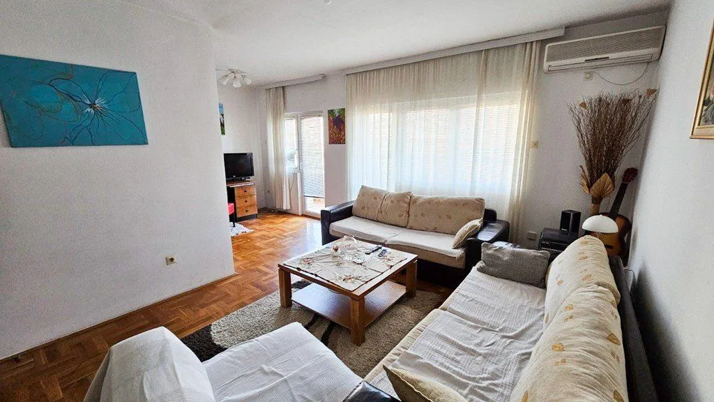 Rent, two bedroom apartment, 71m², Stari Aerodrom, Podgorica