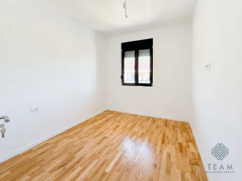 Sale, one bedroom apartment, 45m², Tološi, Podgorica - image 3