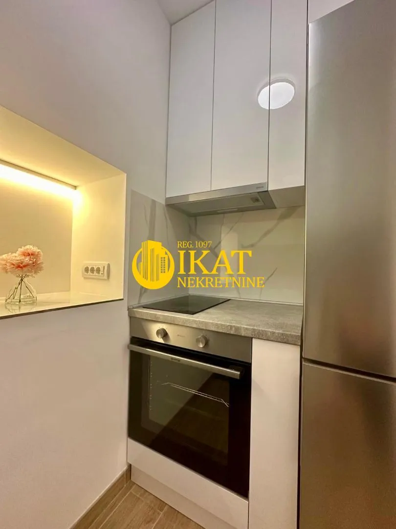 Sale, two bedroom apartment, 49m², Slavija, Vračar Sve Podlokacije