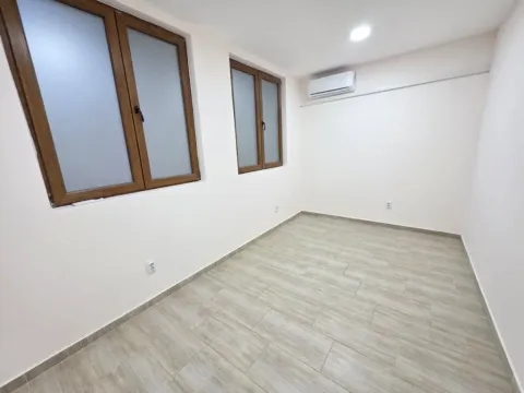 Izdavanje, poslovni prostor, 55m², Tološka šuma, Podgorica - image 7