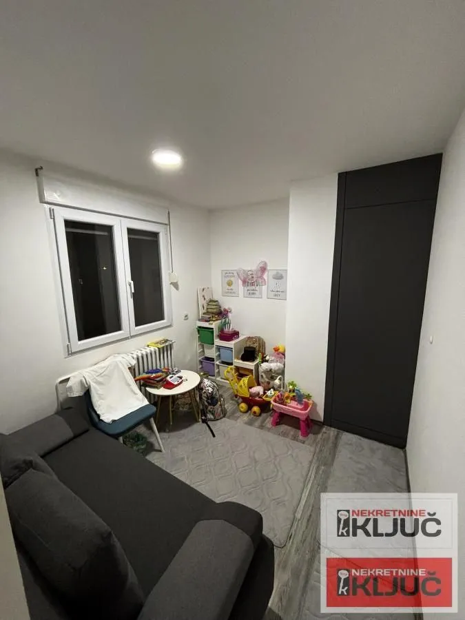 Prodaja, dvosoban stan, 59m², Novo naselje, Novi Sad