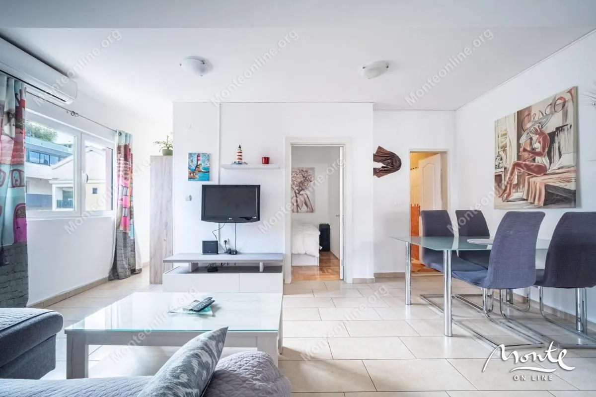 Prodaja, dvosoban stan, 55m², Donja Lastva, Tivat