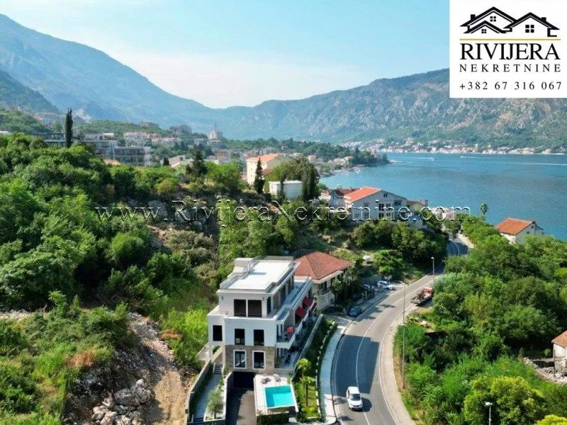 Prodaja, trosoban stan, 160m², Dobrota, Kotor