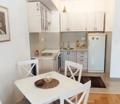 Sale, one bedroom apartment, 43m², Budva, Crna Gora - image 5