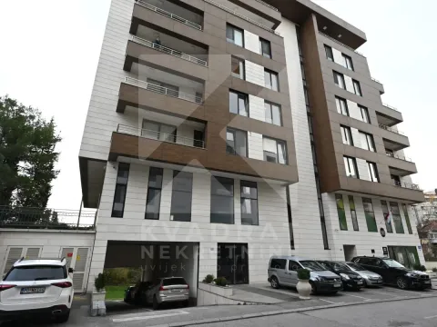Prodaja, trosoban stan, 114m², Centar, Podgorica - image 19
