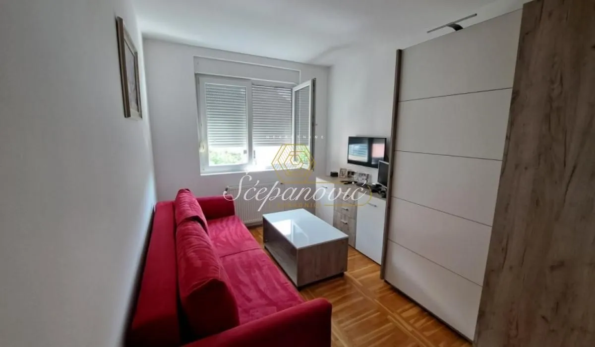 Prodaja, dvosoban stan, 49m², Rotkvarija, Novi Sad Sve Podlokacije