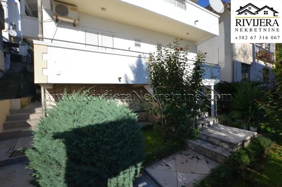 Prodaja, kuća, 200m², Centar, Herceg Novi