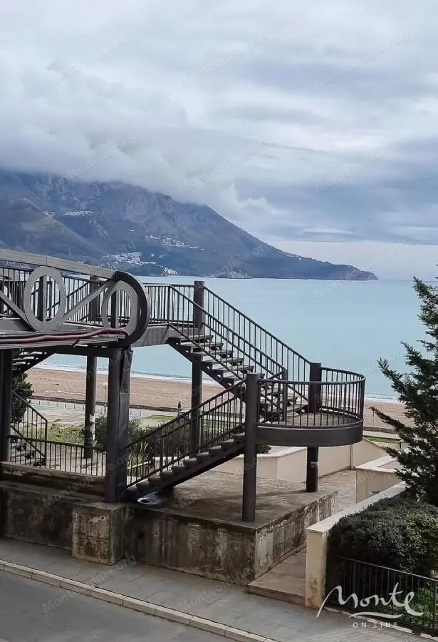 Sale, office space, 950m², Bečići, Budva