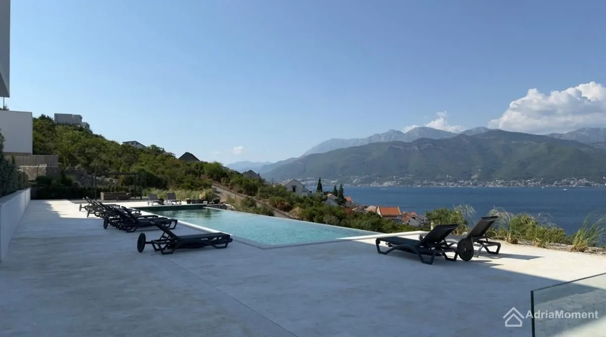 Prodaja, dvosoban stan, 119m², Krašići, Tivat