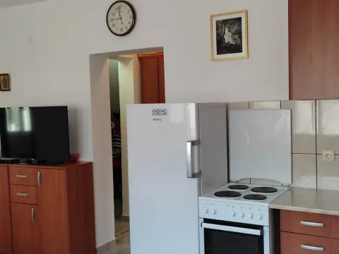 Prodaja, kuća, 200m², Tivat, Crna Gora - image 4