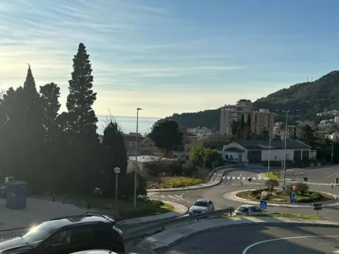 Sale, two bedroom apartment, 60m², Petrovac, Budva - image 26