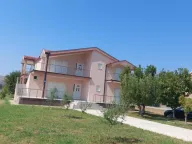 Rent, house, 200m², Botun, Podgorica - image 4