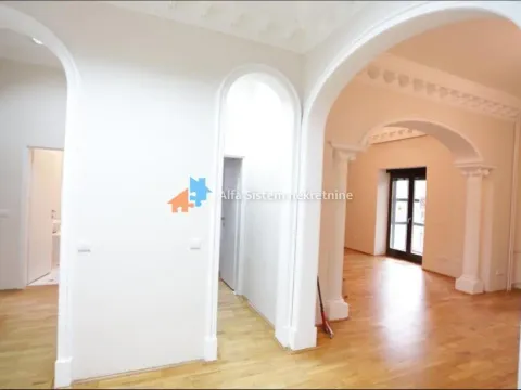 Rent, house, 550m², Autokomanda, Voždovac Sve Podlokacije - image 10