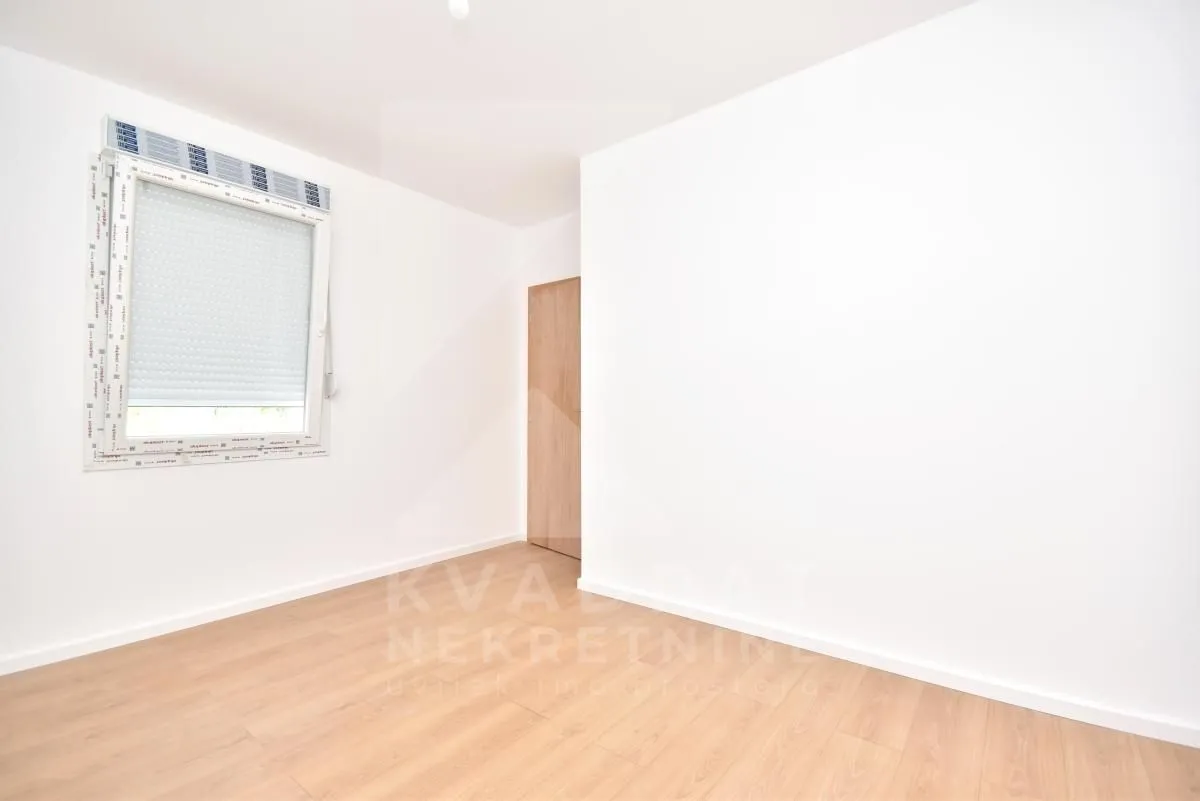Rent, office space, 52m², Ibričevina, Podgorica