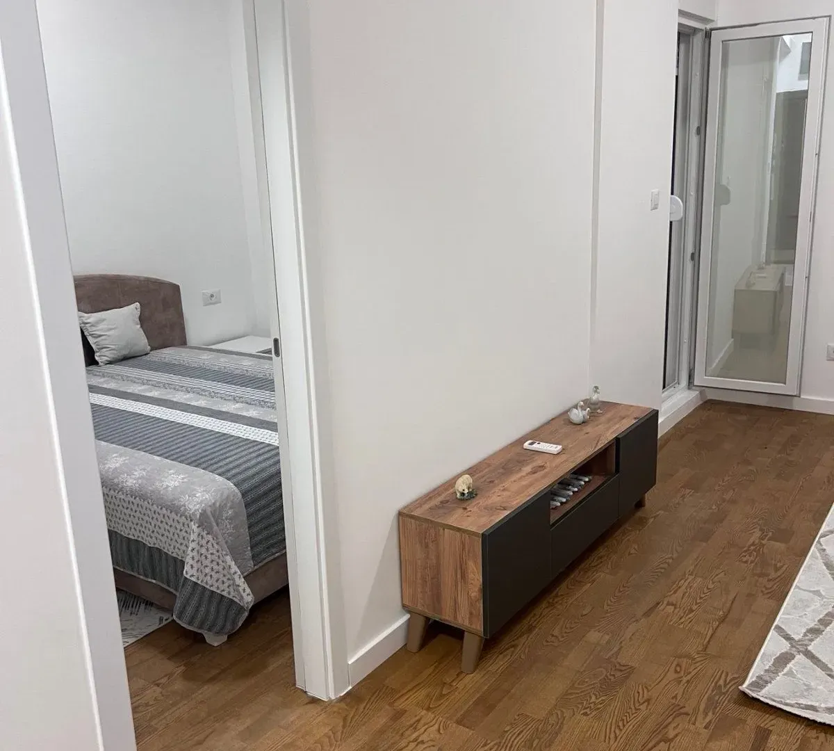 Izdavanje, jednosoban stan, 38m², Zabjelo, Podgorica