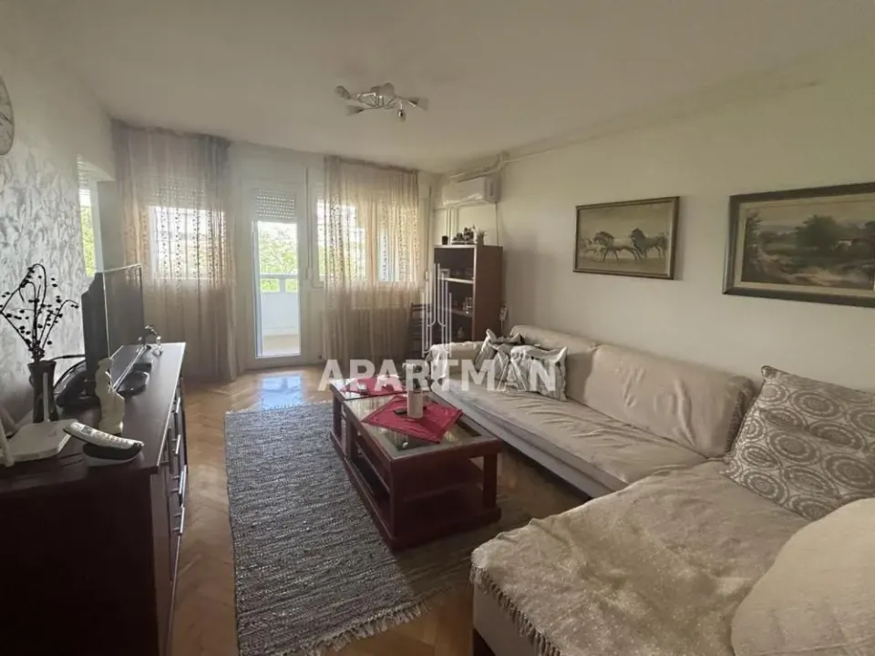 Sale, two bedroom apartment, 54m², Stari Merkator, Novi Beograd Sve Podlokacije