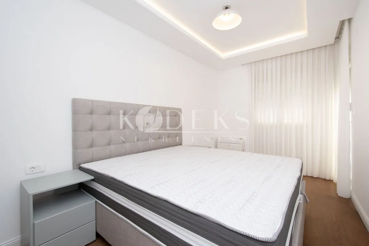 Rent, two bedroom apartment, 77m², 1 maj, Podgorica