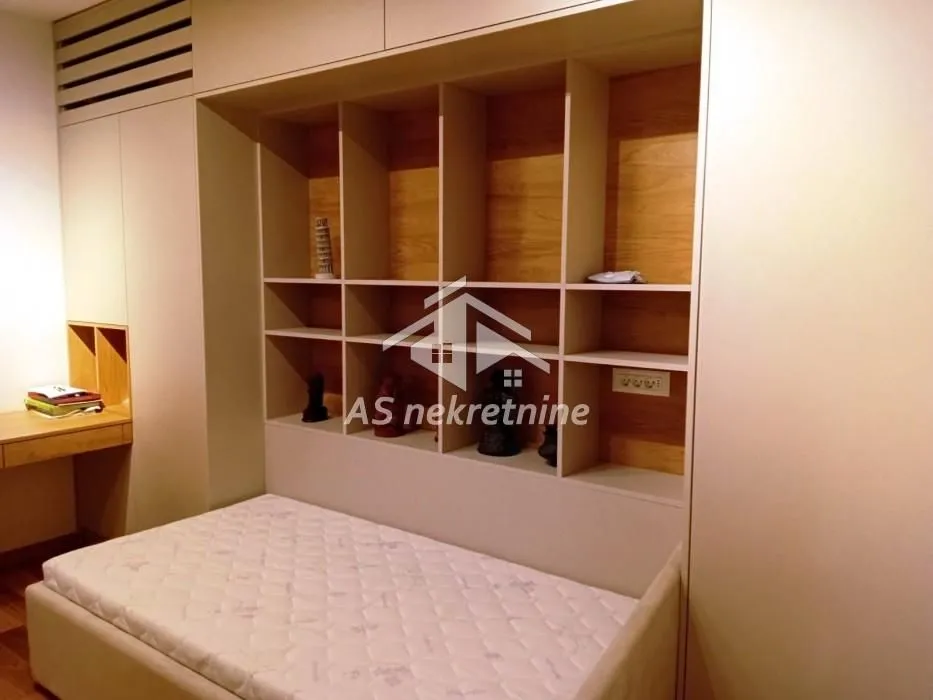 Rent, three bedroom apartment, 98m², Novi Beograd Blok 65, Novi Beograd Sve Podlokacije