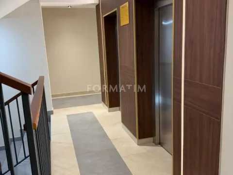 Izdavanje, trosoban stan, 60m², Bulbulder, Zvezdara Sve Podlokacije - image 8