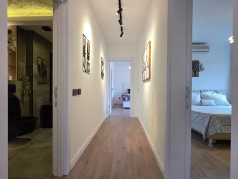 Sale, three bedroom apartment, 106m², Bečići, Budva - image 4