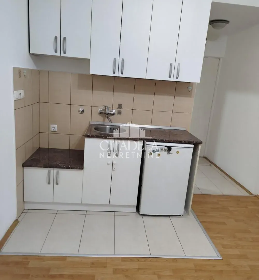 Sale, apartment, 21m², Čukarica, Beograd