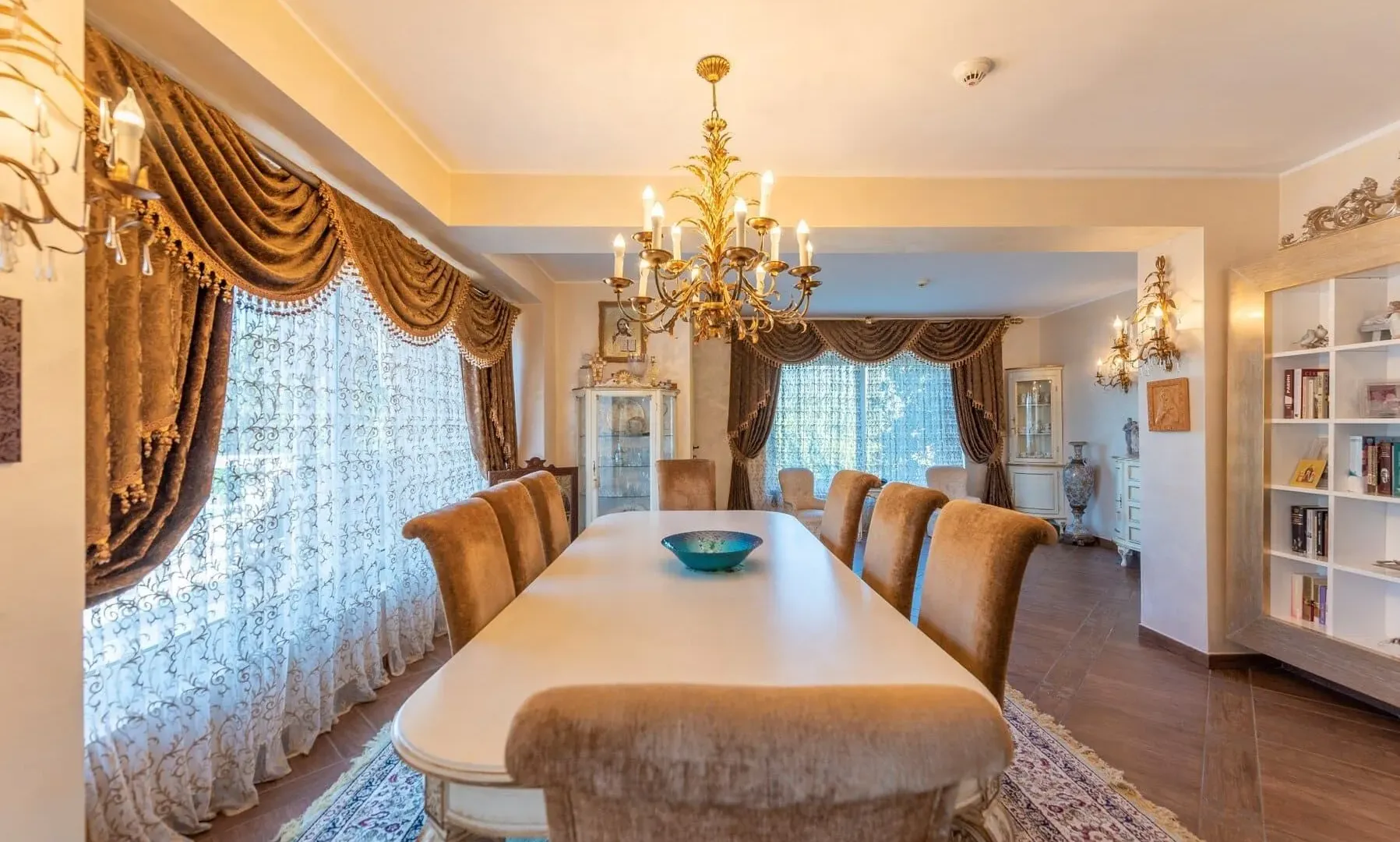 Sale, house, 485m², Sveti Stefan, Budva