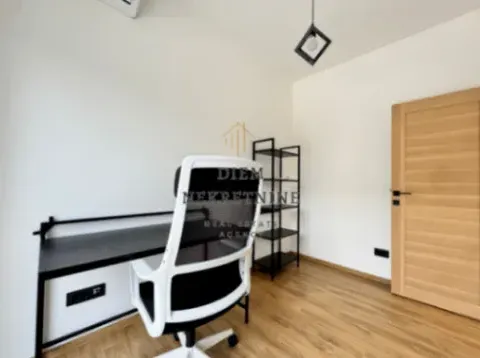 Izdavanje, kuća, 190m², Tološi, Podgorica - image 7