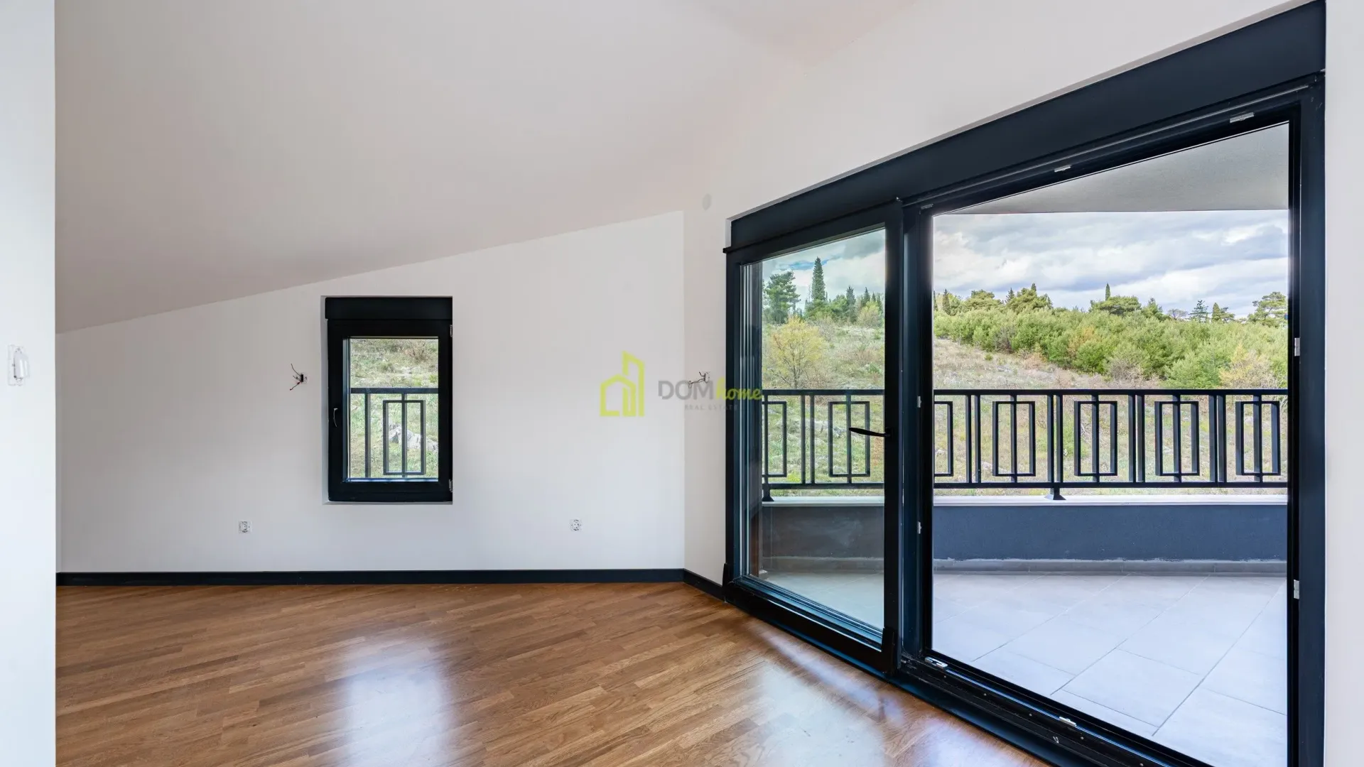 Prodaja, trosoban stan, 122m², Gorica C, Podgorica