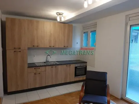 Izdavanje, dvosoban stan, 45m², Sajam, Novi Sad Sve Podlokacije - image 16