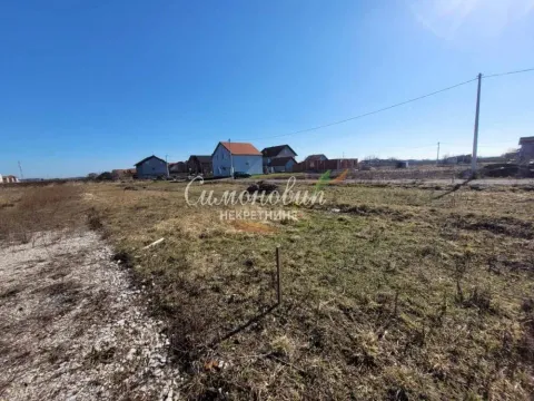Prodaja, plac, 1100m², Zemun Ugrinovci, Zemun Sve Podlokacije - image 6